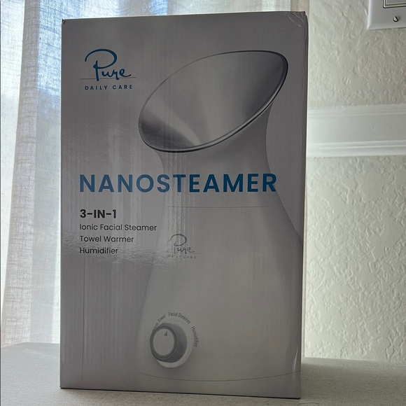 NanoSteamer 3-in-1 Ionic Facial Steamer in White and Silver Bundle - Picture 2 of 7